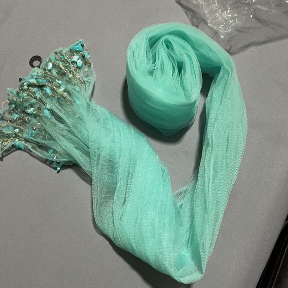 Three pieces dress - Picture 11 of 16